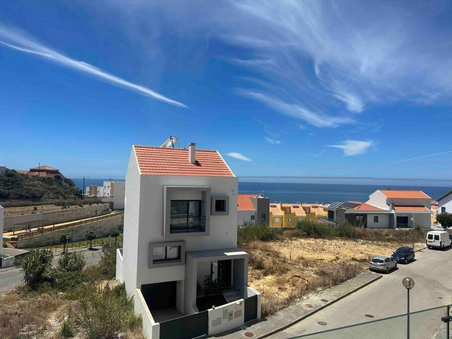 Beach, Ocean View & Bright House Эрисейра Экстерьер фото