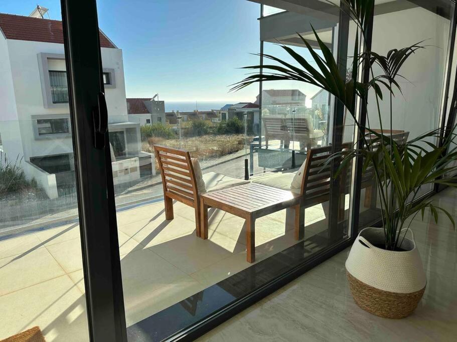 Beach, Ocean View & Bright House Эрисейра Экстерьер фото